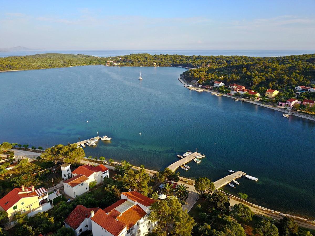 Gorgonia Apartments & Suites Verunic Bagian luar foto