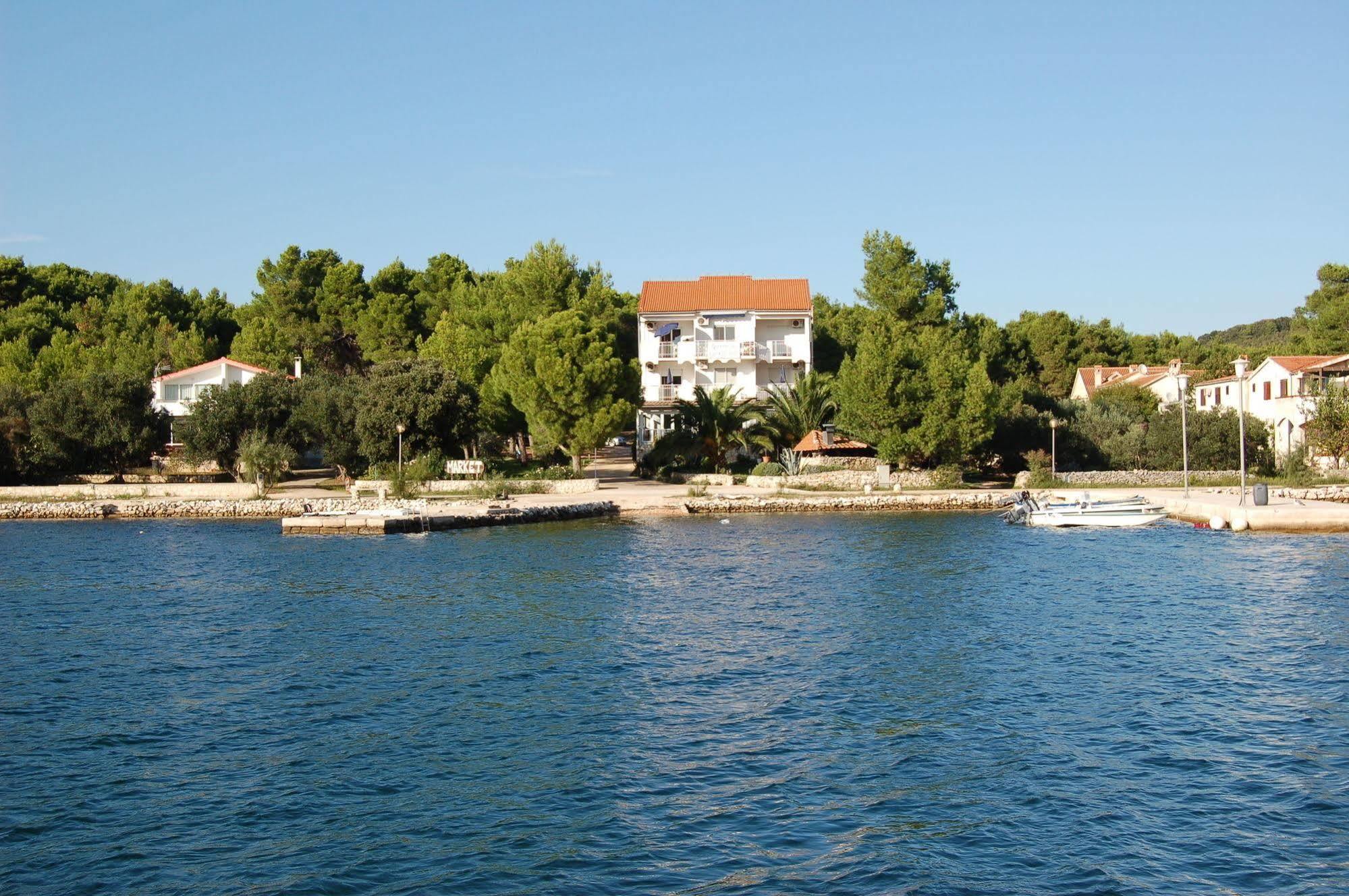 Gorgonia Apartments & Suites Verunic Bagian luar foto