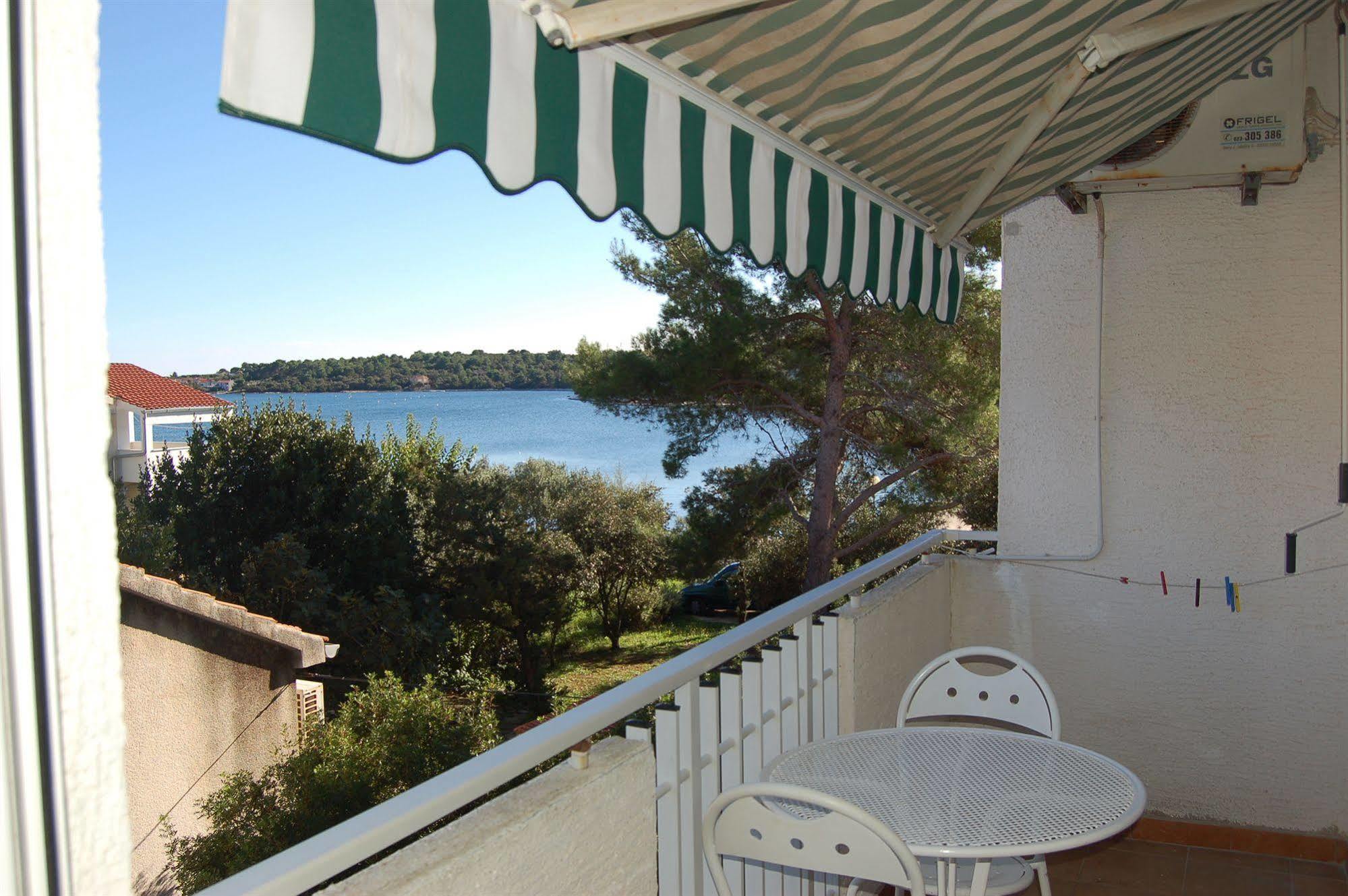 Gorgonia Apartments & Suites Verunic Bagian luar foto