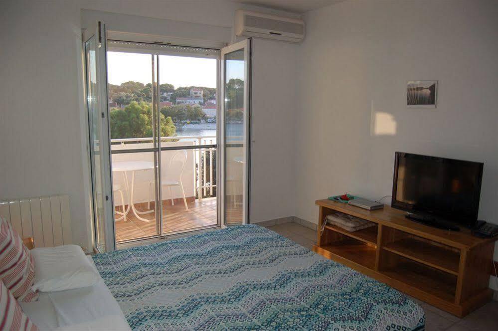 Gorgonia Apartments & Suites Verunic Bagian luar foto